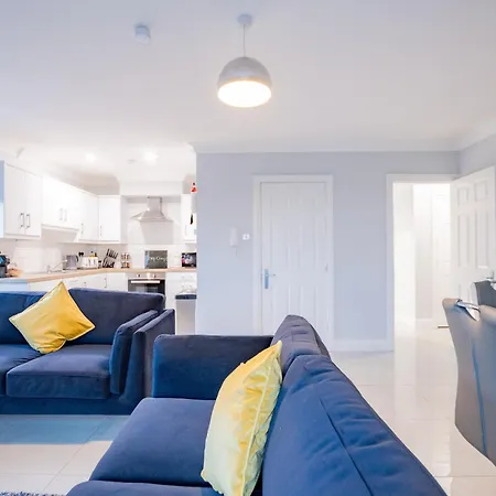 Eyre Arch Rest * Galway