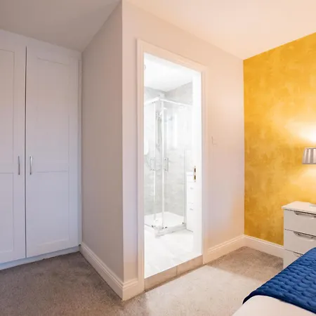 Eyre Arch Rest Apartment