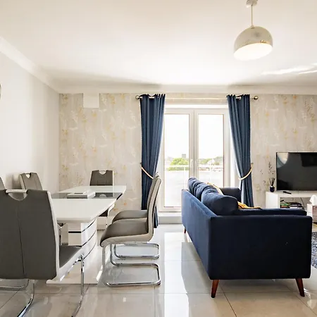 Eyre Arch Rest Galway