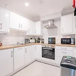 Eyre Arch Rest Голуэй